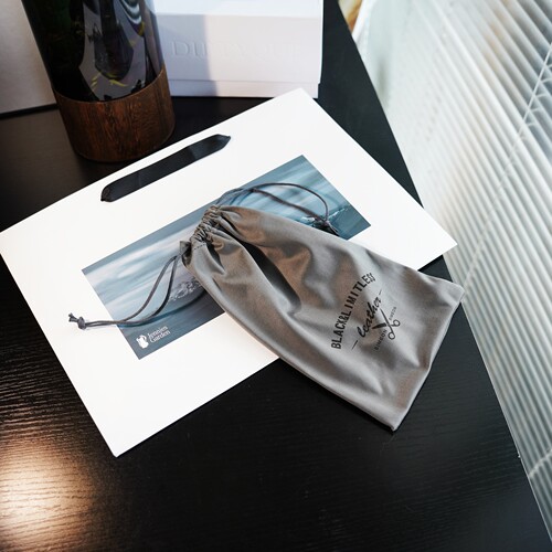 深灰色超细纤维户外眼镜袋