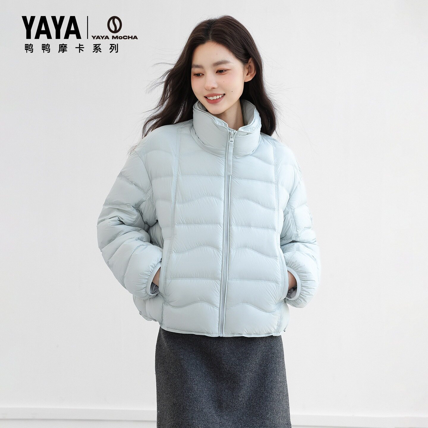 鸭鸭排骨羽绒服女2026秋冬新款短款时尚立领简约泡芙90鸭绒外套J