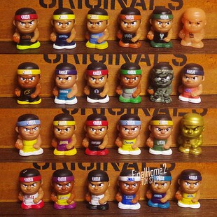 正版散货 迷你篮球小人偶 湖人 骑士 凯尔特人 扭蛋摆件公仔玩具