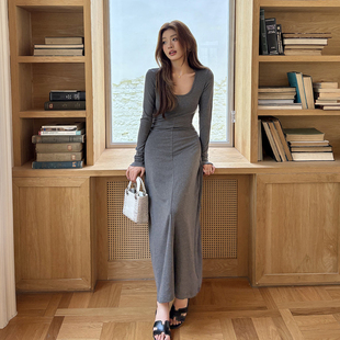 HeartyBite 2025秋冬新款法式长袖连衣裙女绒感磨毛打底裙内搭气