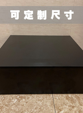 暴力熊潮玩公仔底座大型雕塑实木材质黑色白色方形地台简约可定制