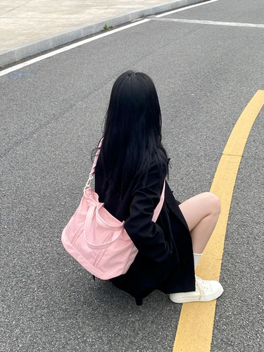 轻便简约大容量手提防水帆布包