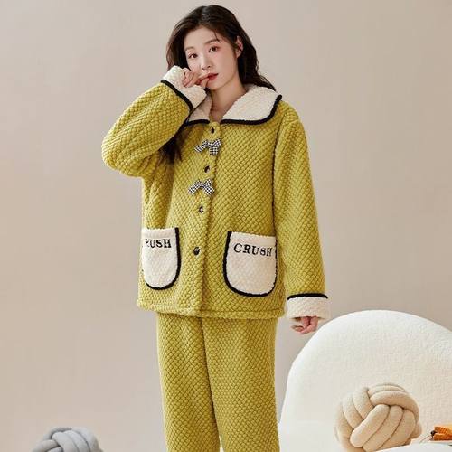 法兰绒月子服睡衣女款秋冬季加绒加厚保暖产后孕妇喂奶家居服套装