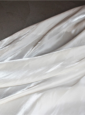 高定白色绸缎布料缎面仿真丝绸布内衬里子丝绸幕布摄影背景布面料