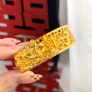 新中式仿金订婚摆台假五金镂空瑞鸟繁花手镯新娘结婚假三金首饰女