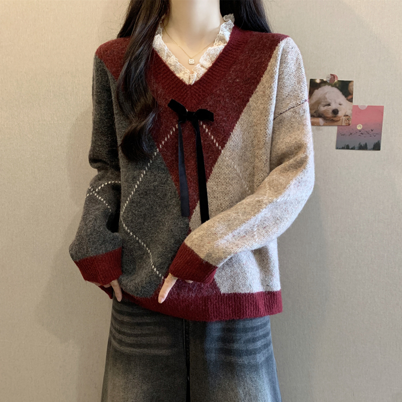 V领蕾丝边减龄毛衣针织衫