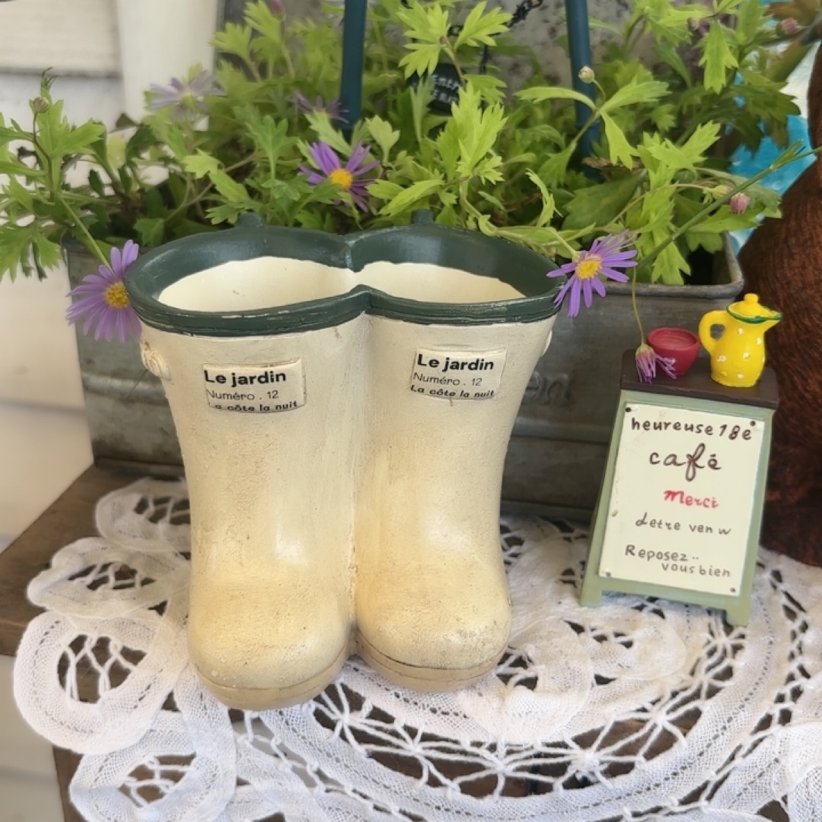 爱上花园庭院装饰杂货花园摆件卡通氧化镁树脂靴子鞋无孔