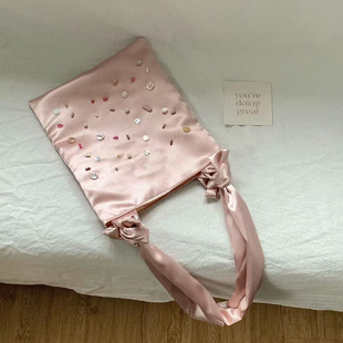 2025新款 小众设计彩色宝石手提托特包高级感精致绸缎面腋下单肩包