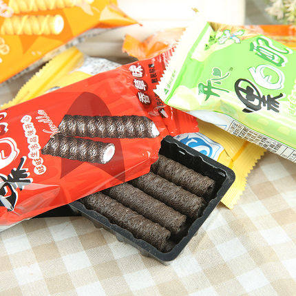 旺旺黑白配夹心饼干15小包约500g香草香橙椰奶牛奶味组合休闲零食