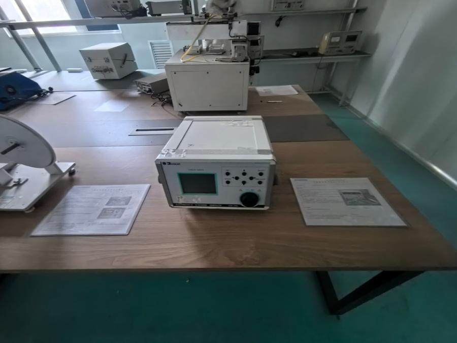 2月6日巴中某公司7栋工程办公室34450A万用表1个网络拍卖公告