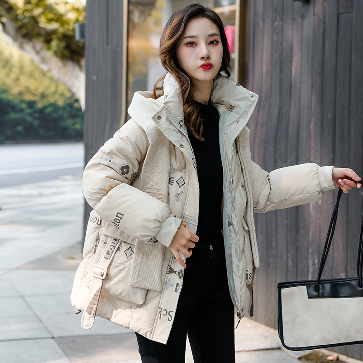 大码羽绒棉服外套女200斤加厚印花棉衣字母冬季j学生款面包服外套