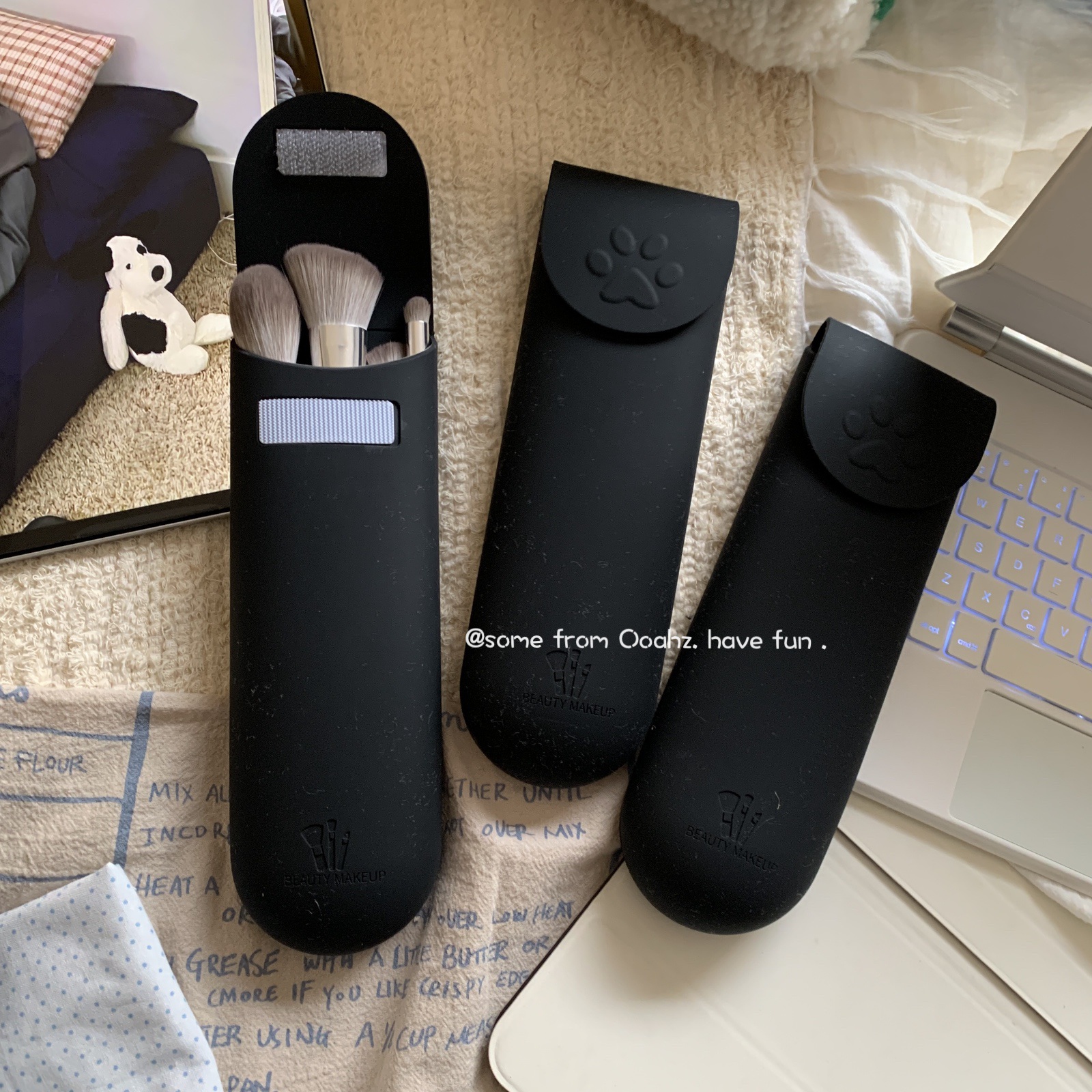 硅胶防水化妆刷收纳袋