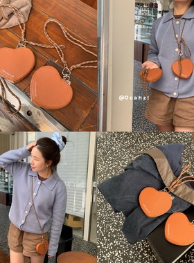 爱心款PU棕色耳机钥匙口红挂饰包