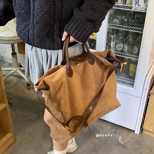 小众麂皮绒大容量斜挎包