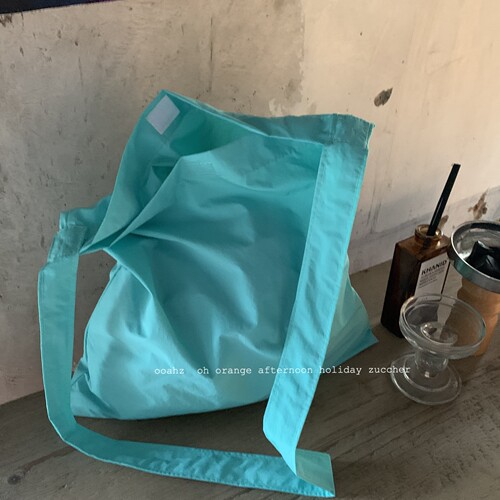 夏至未至~韩国ins薄款亮色布袋子 简约尼龙斜跨包单肩水桶购物袋