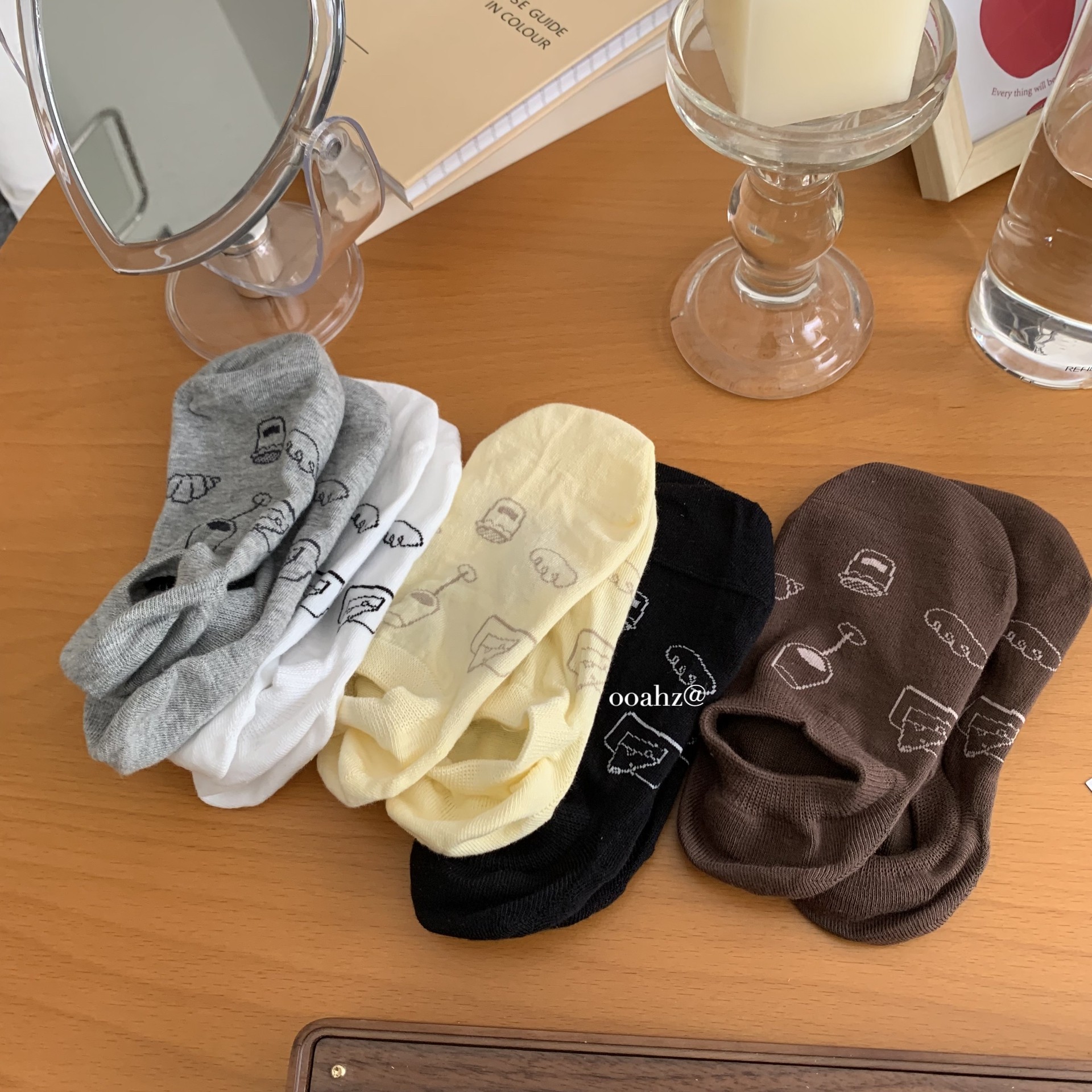 "红酒 面包房"可爱手绘ins船袜浅口韩版棉质女袜透气吸汗无骨短袜