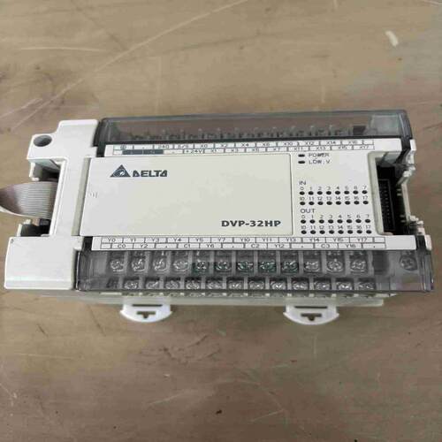议价充新台达拓展模块DVP32HP00R测试功能正常