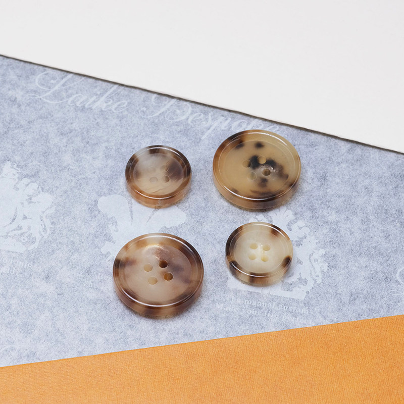 莱可高定 LP家经典天然花牛角扣平替 高端西装外套毛衣牛角纽扣,纺织面料/辅料/配套,服装纽扣,淘宝优惠券,粉丝福利购,淘宝优惠卷