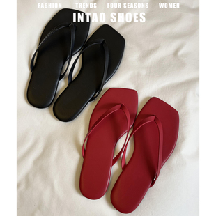 红色方头夹趾人字拖鞋女夏季2026新款三亚海边沙滩鞋巨好看小凉拖