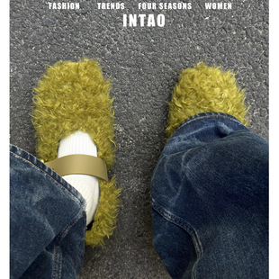 黄绿色超火一脚蹬卷毛毛鞋女秋冬加绒外穿时尚芭蕾鞋皮带扣棉单鞋