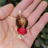 热销火爆海螺贝壳工艺品戴草帽贝壳小乌龟创意小学生礼物地摊热卖