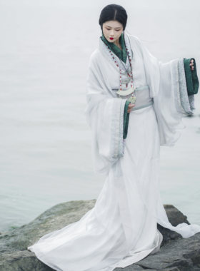 襦一坊|战国袍真丝宋锦汉服男女