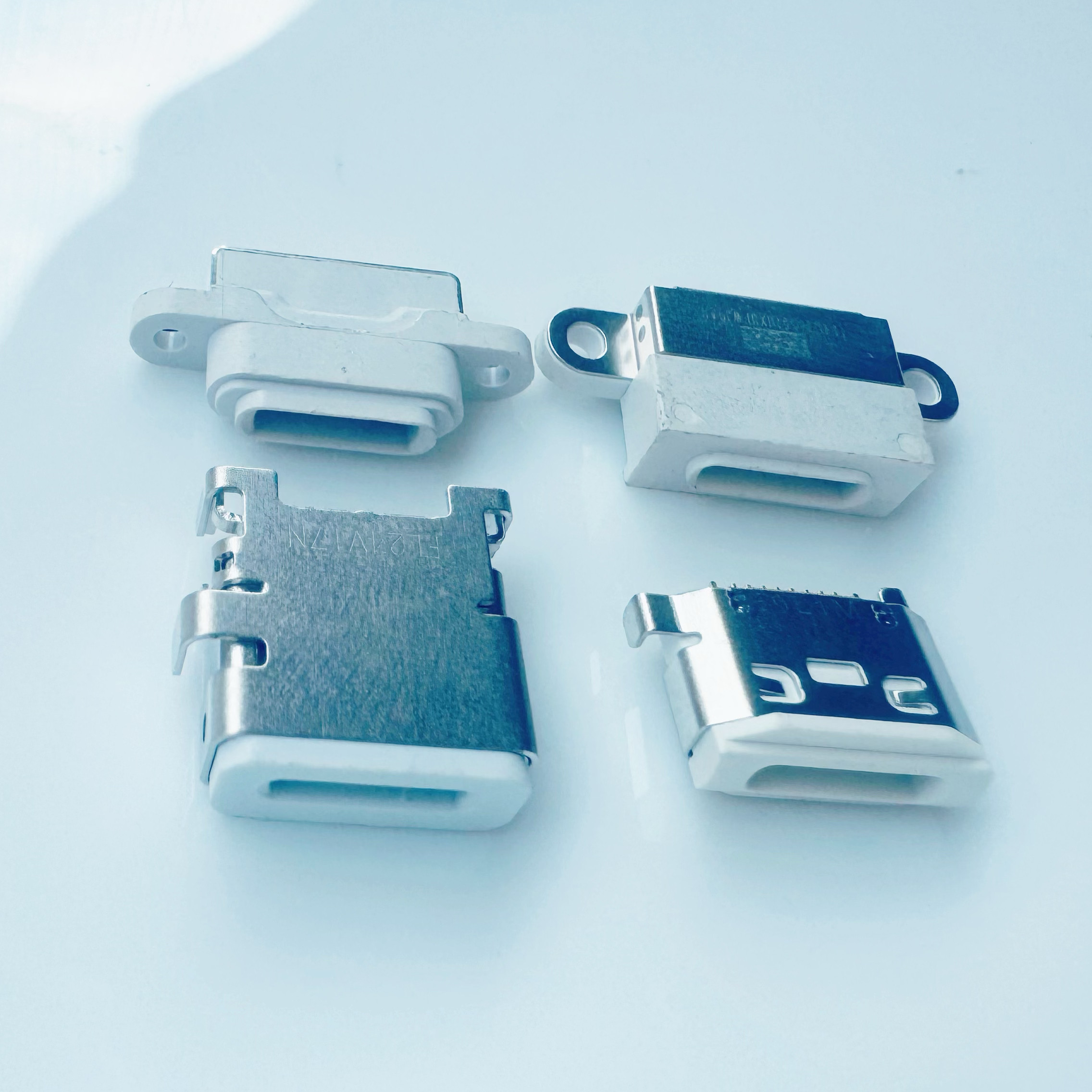 iPhone原装母座Light连接器