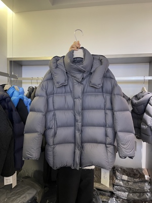 T.BECH韩系云朵泡芙0压感95白鸭绒连帽羽绒服女时尚宽松中长款冬