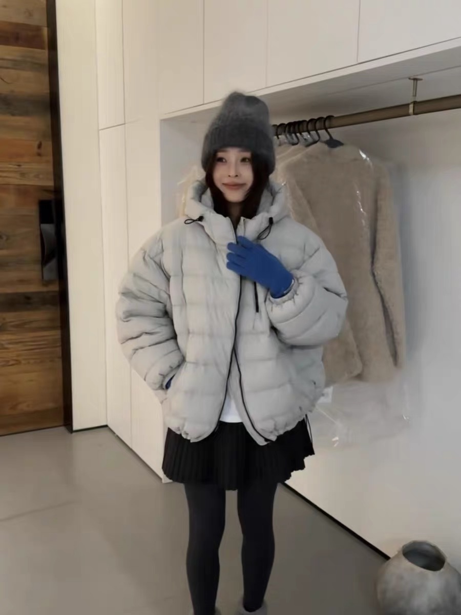 韩系ins连帽90白鸭绒排骨羽绒服女2025冬装宽松保暖泡芙面包服女