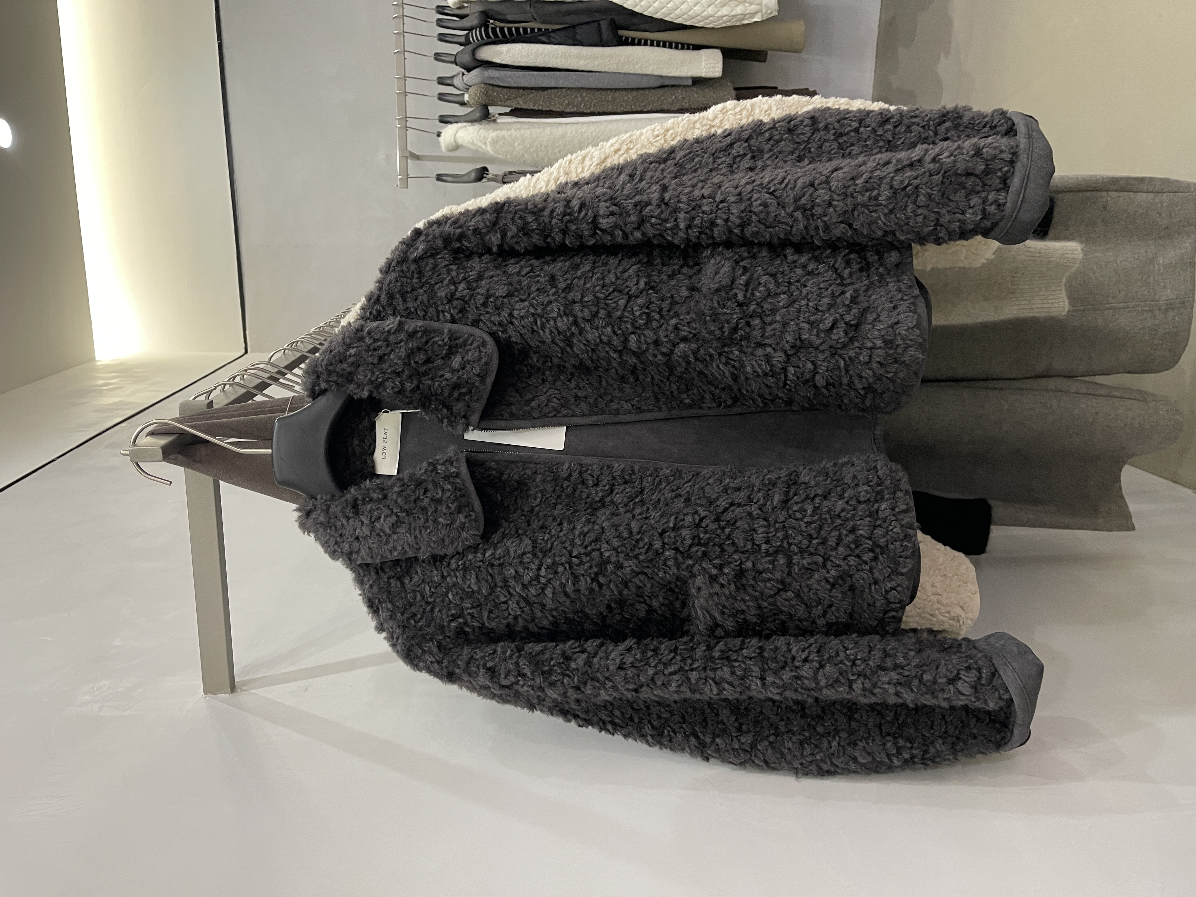 LOW FLAT韩代复古翻领气质羊卷毛皮毛一体外套女2冬装毛毛短外套