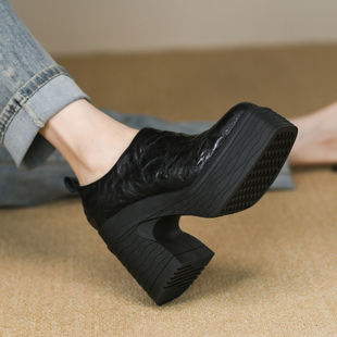 真皮一脚蹬防水台圆头高跟鞋 款 女 女粗跟秋季 11cm黑色深口厚底单鞋