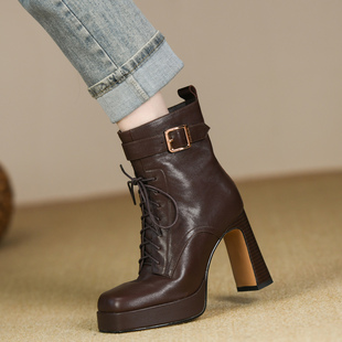 冬季头层牛皮超高跟粗跟厚底方头皮带扣装饰前系带侧拉链马丁靴女