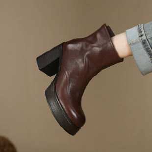 英伦风圆头厚底短靴女粗跟秋冬新款 真牛皮复古棕色高跟裸靴女9cm