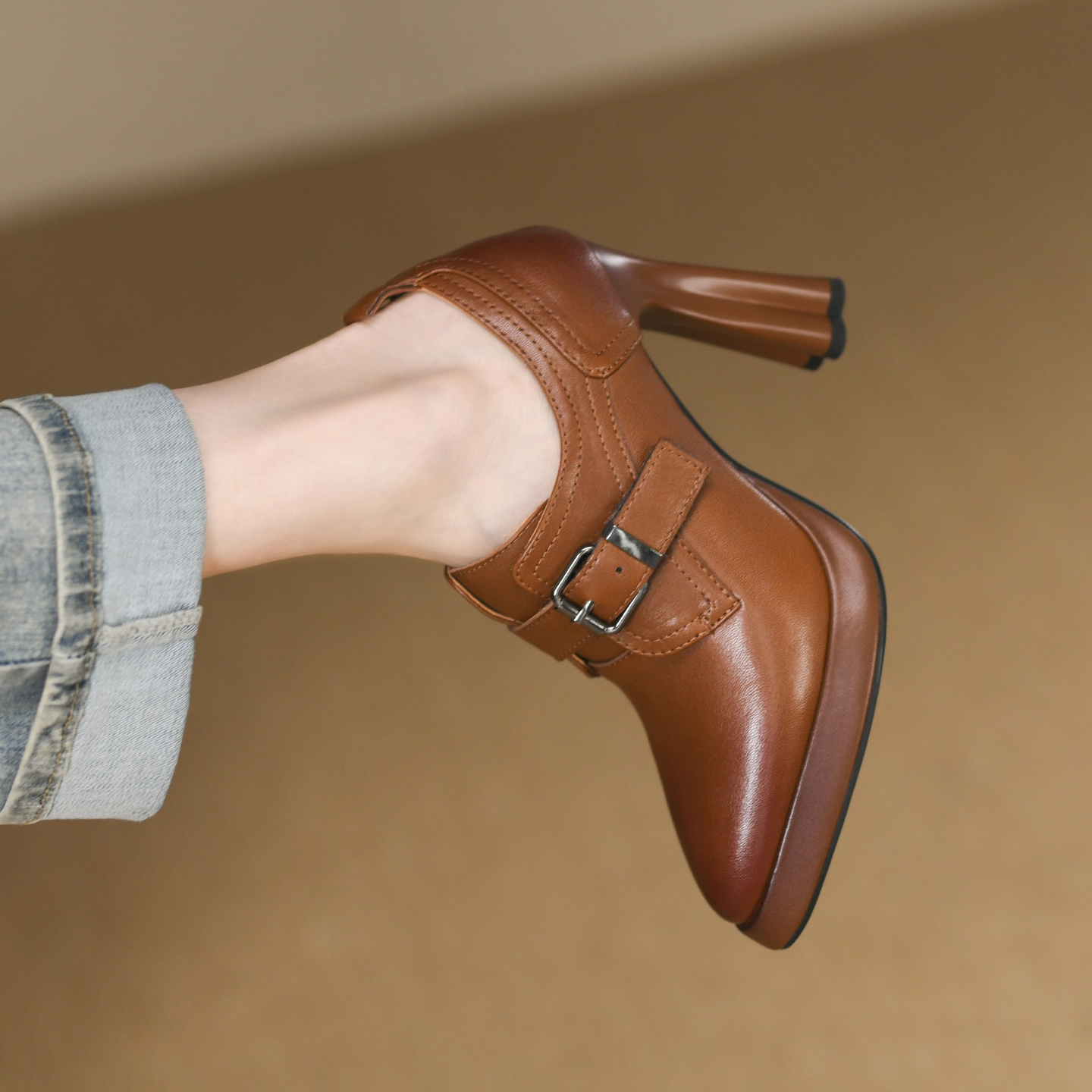 羊皮超高跟粗跟尖头深口单鞋女