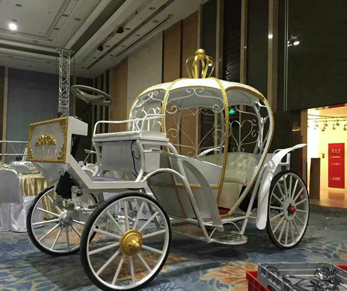 出售电动四轮欧式浪漫马车观光马车景区旅游用车南瓜公主马车