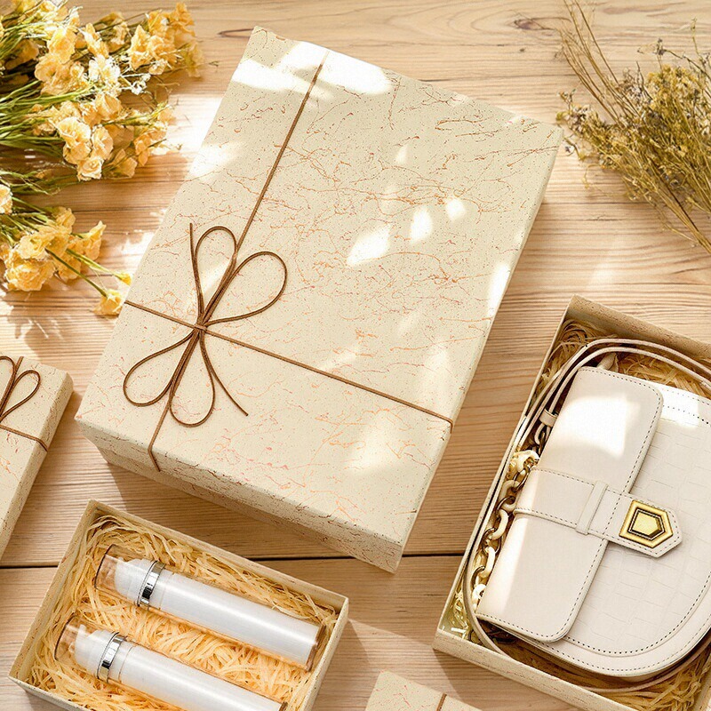 高级感礼品盒礼盒空盒子拉菲草惊喜生日礼物包装盒包包围巾礼物盒