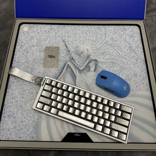 UnclePanda二次元电竞玻璃鼠标垫