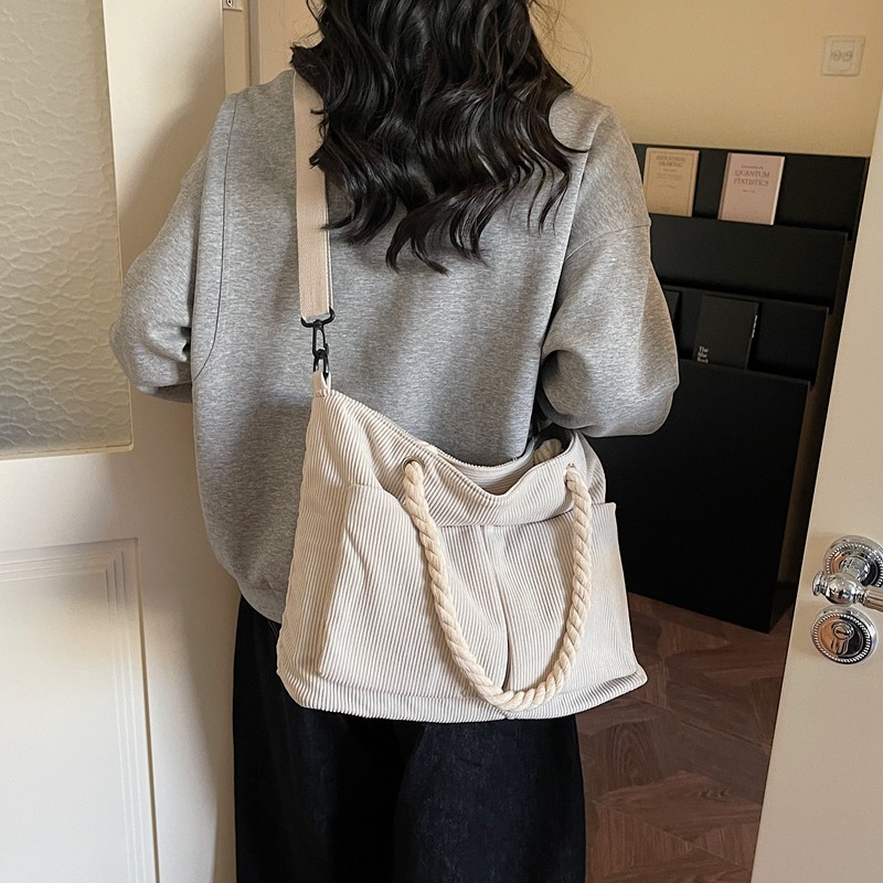 2026春新款休闲包灯芯绒托特包女大容量单肩包休闲简约通勤斜挎包,箱包皮具/热销女包/男包,单肩包,淘宝优惠券,粉丝福利购,淘宝优惠卷