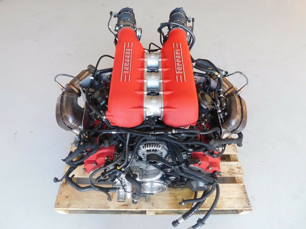 法拉利458 italia f136 v8 4.5l 488 595 612 加州 ff 发动机总成