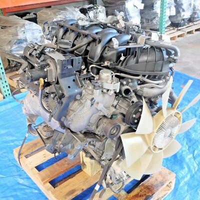 适用日产 阿曼达 途乐 ESQ G25 M25 G35 VK56 5.6L V8 发动机总成