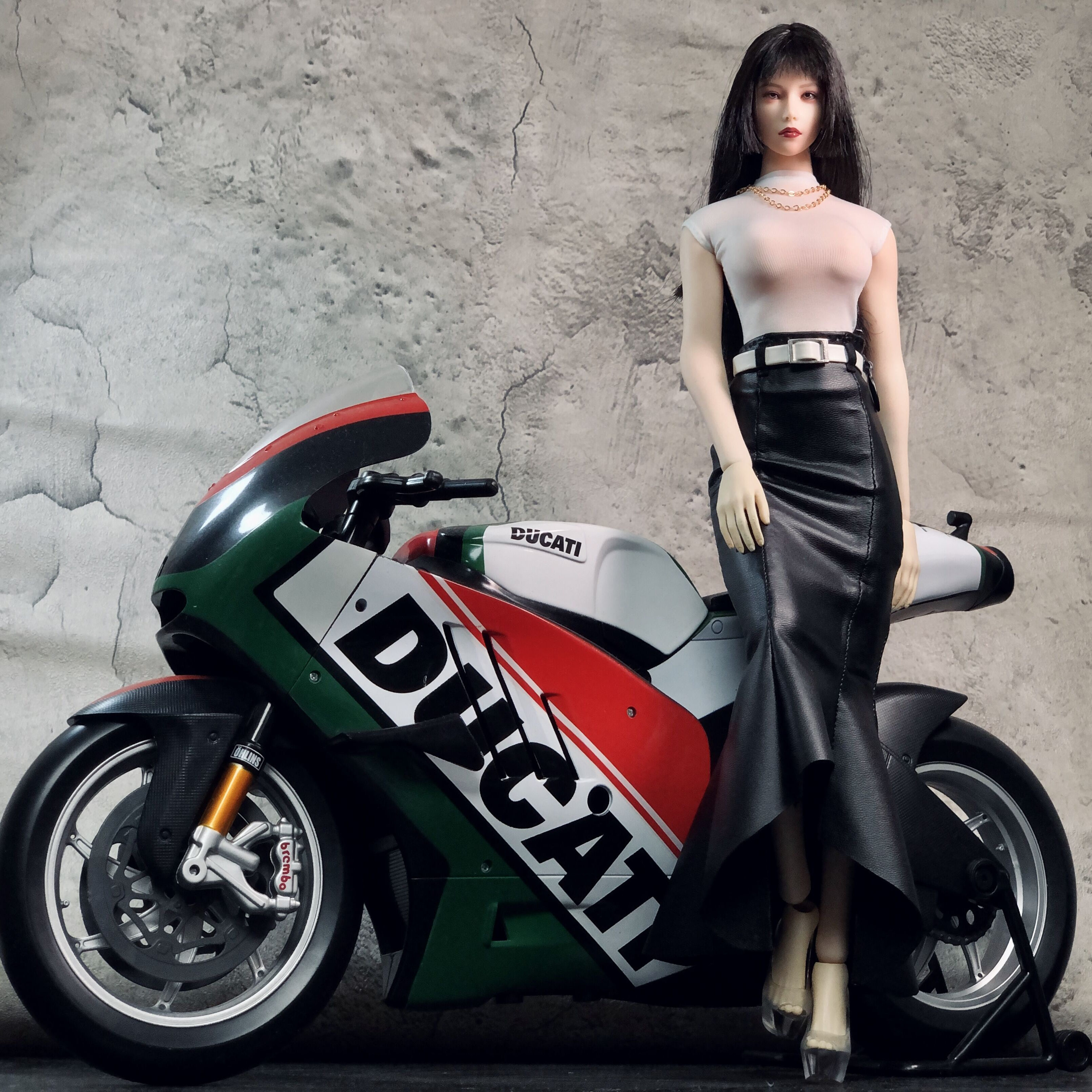 现货 1/6 女兵人娃衣 tbleague10d 手工短袖上衣小黑羊皮长裙套装