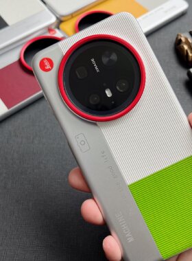 华为Mate70pro+手机壳莱卡红圈款