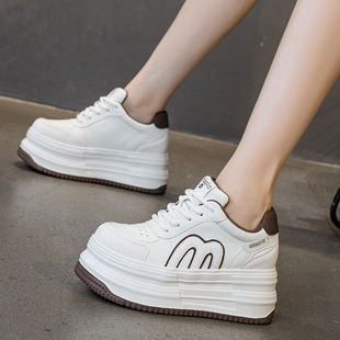 真皮白色厚底老爹鞋女秋冬8cm百搭增高休闲运动鞋超火松糕小白鞋