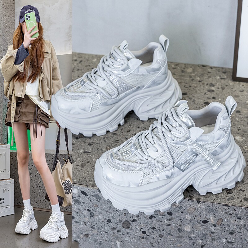 真皮水钻炸街厚底老爹鞋女春季新款8cm增高运动鞋百搭休闲松糕鞋
