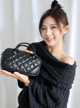 2801“小酒馆约会”时髦精万能菱格纹迷你枕头包 Mini Pillow Bag