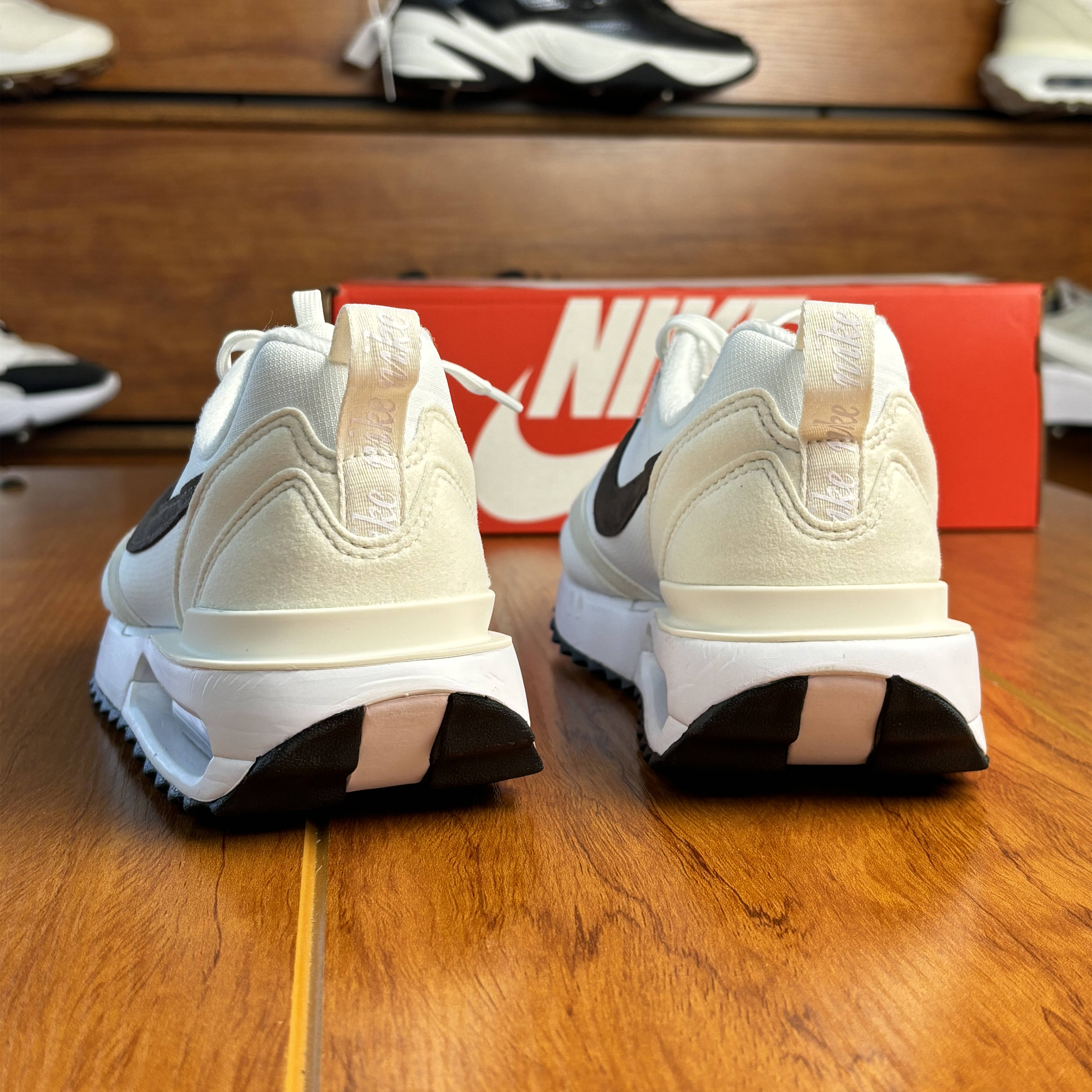 Nike/耐克时尚耐磨休闲运动鞋