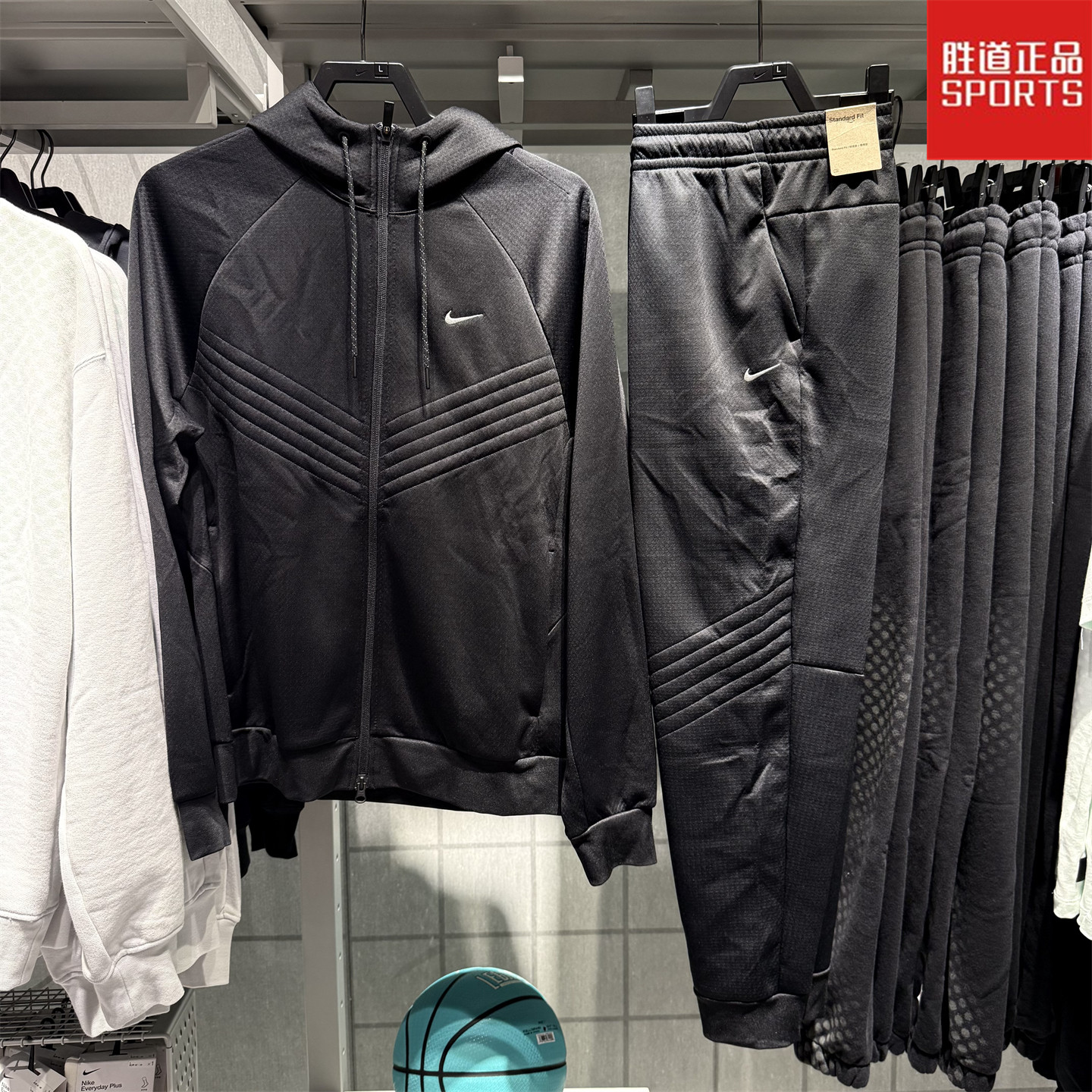 NIKE耐克男子连帽外套25春秋新款加绒运动套装训练夹克FZ1108-010,运动服/休闲服装,运动茄克/外套,淘宝优惠券,粉丝福利购,淘宝优惠卷