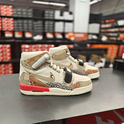 Nike/耐克复古高帮女子板鞋