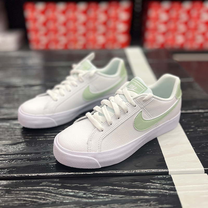 正品Nike/耐克Court Royale AC女子百搭运动板鞋小白鞋AO2810-111