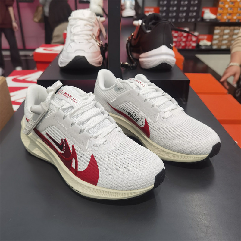 Nike/耐克女子休闲跑步鞋